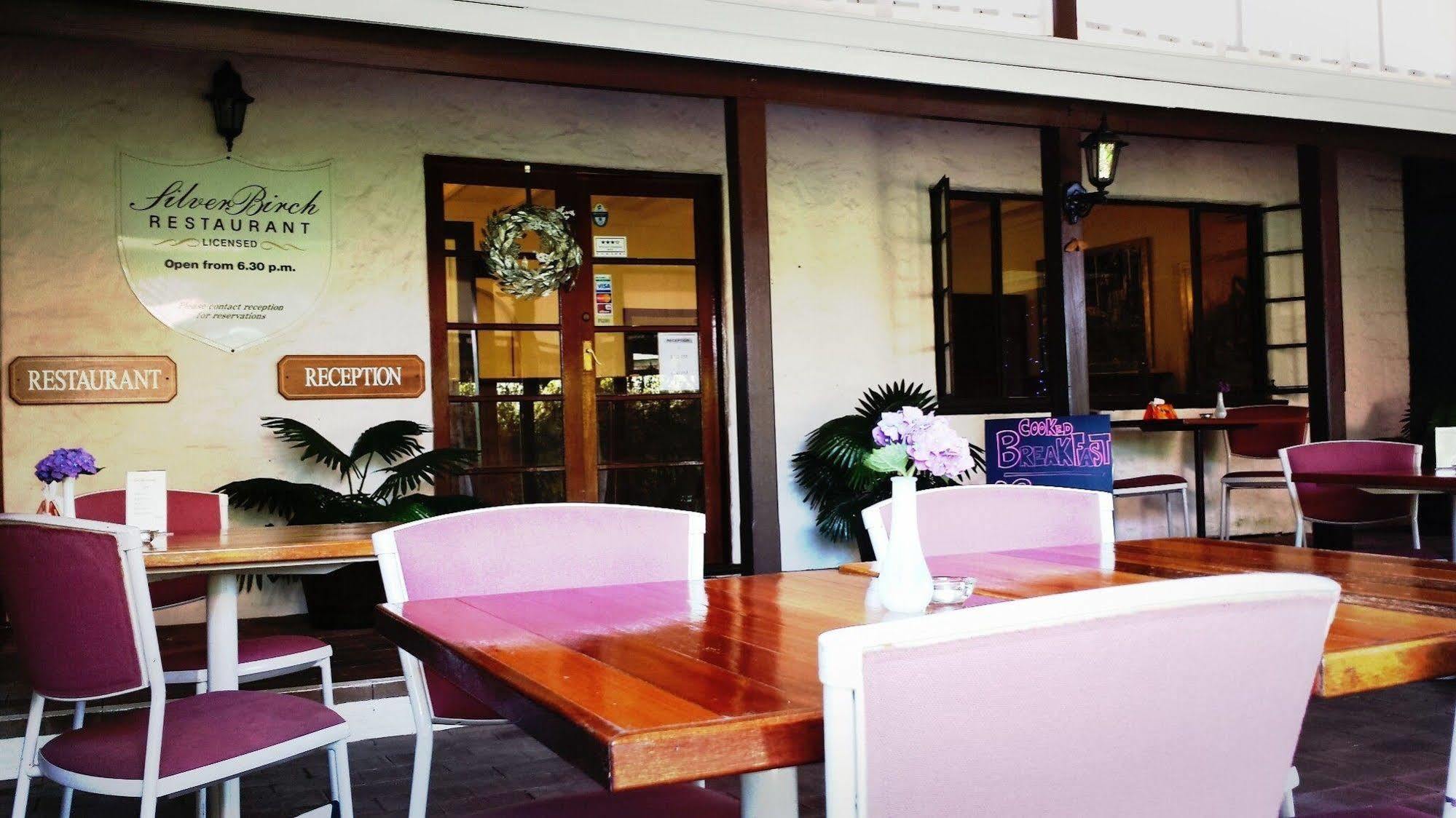 Karri Forest Motel Pemberton Extérieur photo